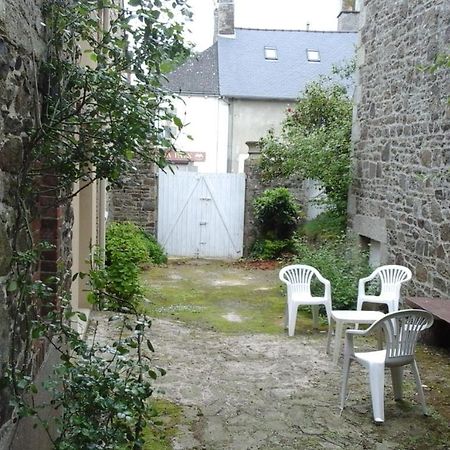 La Petite Maison D'Évran 外观 照片
